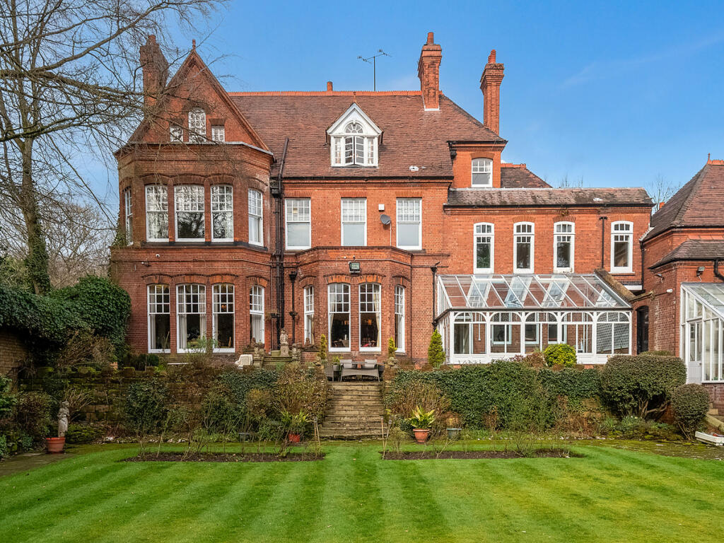 Chaseways, Cannock Road, Penkridge, Stafford, ST19 5DT