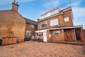 16, Biggleswade Road, Bedfordshire, Sandy, SG19 2LU - Photo 2