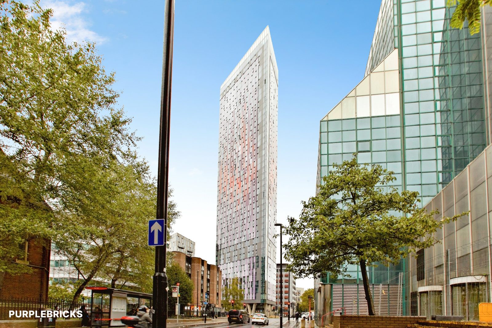 Pinnacle Apartments, 11 Saffron Central Square