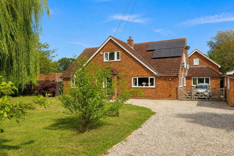 Hillcrest Farm, Stock Road, Ingatestone, Essex, CM4 9QZ